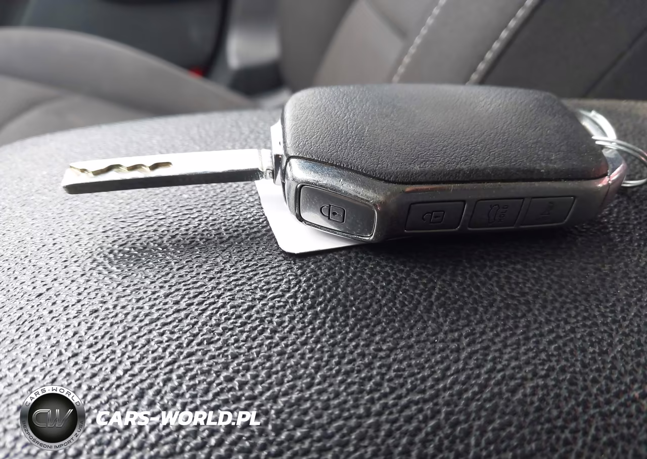 2020 Kia Forte Lxs VIN:3KPF24AD0LE148965 - 11