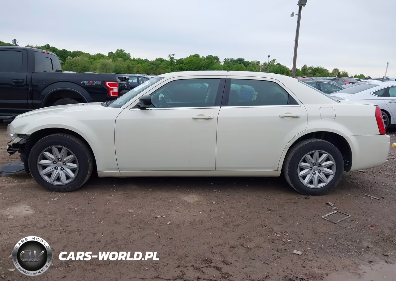 2008 Chrysler 300 Lx VIN:2C3KA43R78H146902 - 14