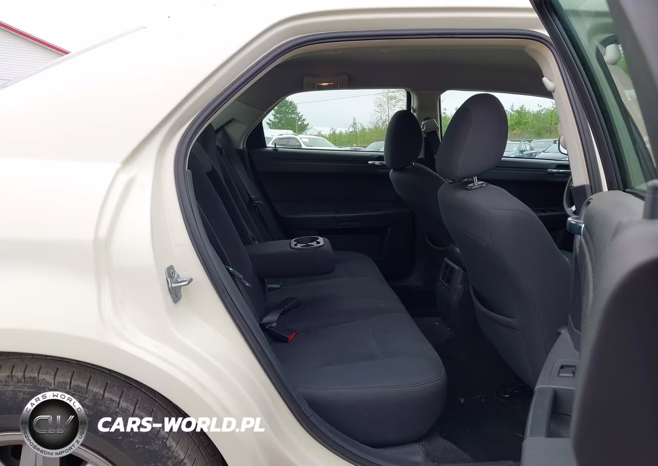 2008 Chrysler 300 Lx VIN:2C3KA43R78H146902 - 8