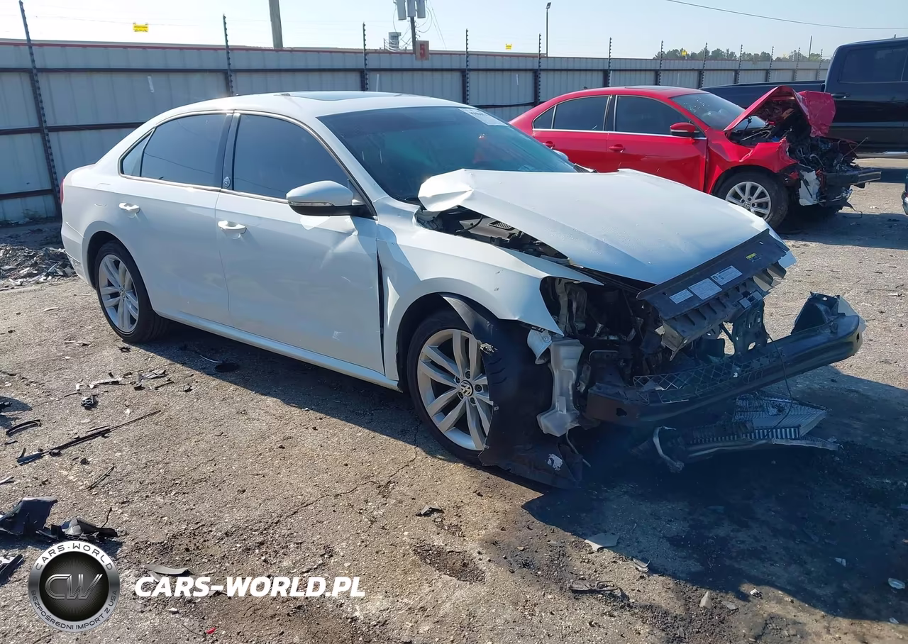 2019 Volkswagen Passat 2.0T Wolfsburg Edition – zdjęcie 1 z 17