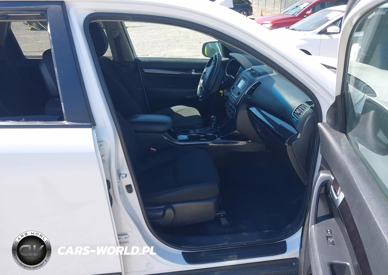 2014 Kia Sorento Lx VIN:5XYKTCA67EG514790 - 5