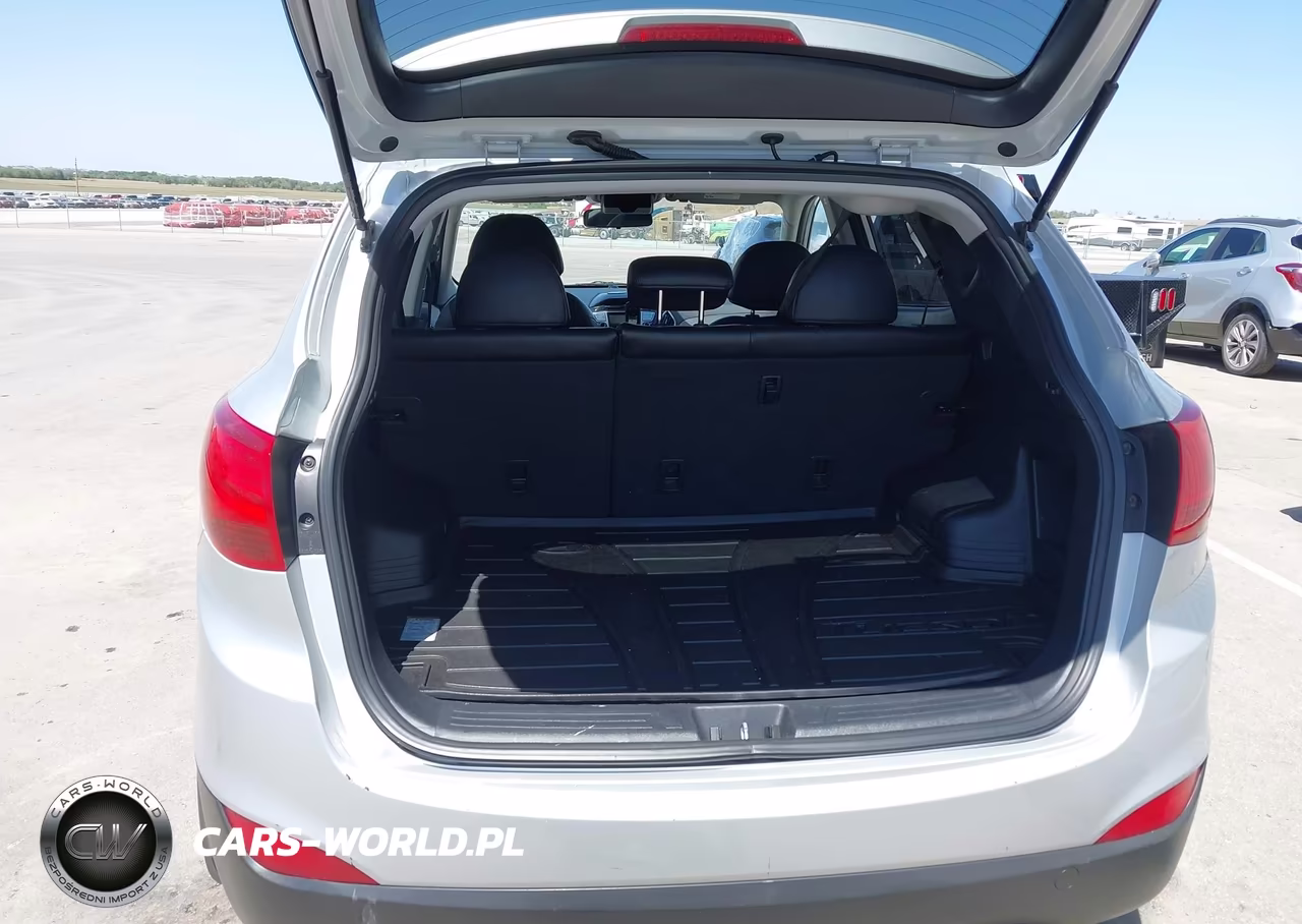 2011 Hyundai Tucson Gls VIN:KM8JUCAC8BU214650 - 18