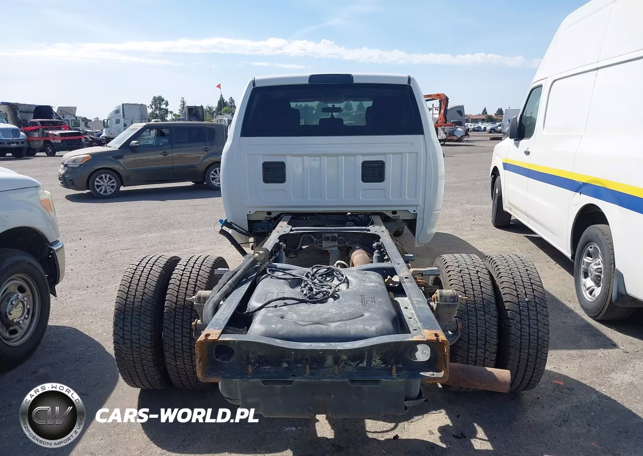 2011 Ram Ram 3500 Hd Chassis St-Slt-Laramie VIN:3D6WZ4CL7BG529029 - 18