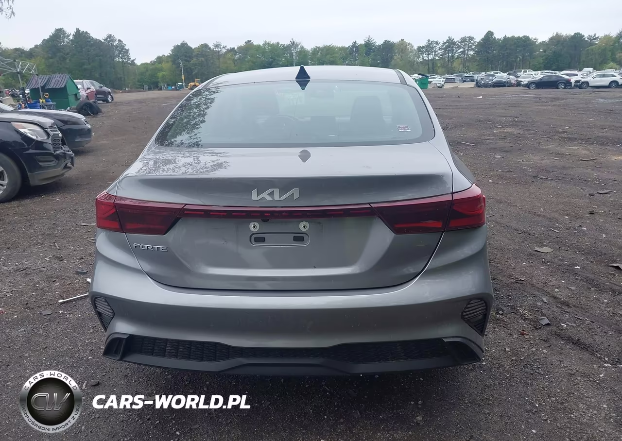 2024 Kia Forte Lxs VIN:3KPF24AD9RE830414 - 16