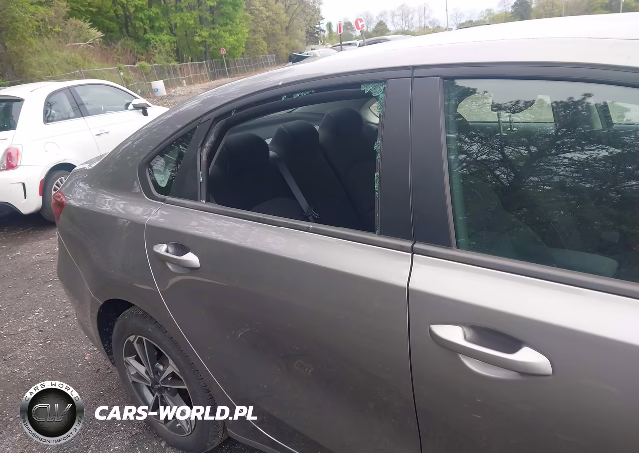 2024 Kia Forte Lxs VIN:3KPF24AD9RE830414 - 6