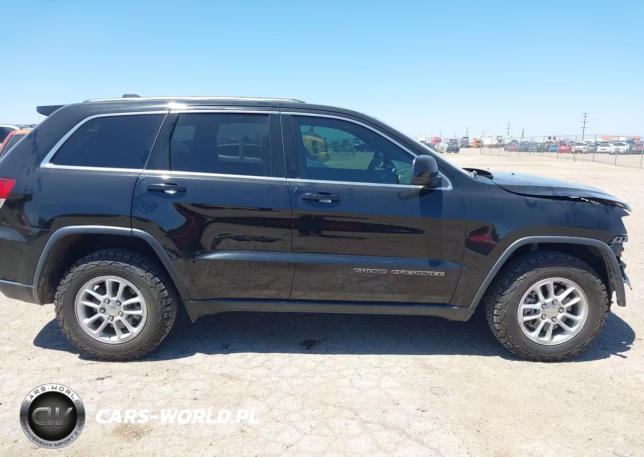2020 Jeep Grand Cherokee Laredo 4X4 VIN:1C4RJFAGXLC447943 - 14