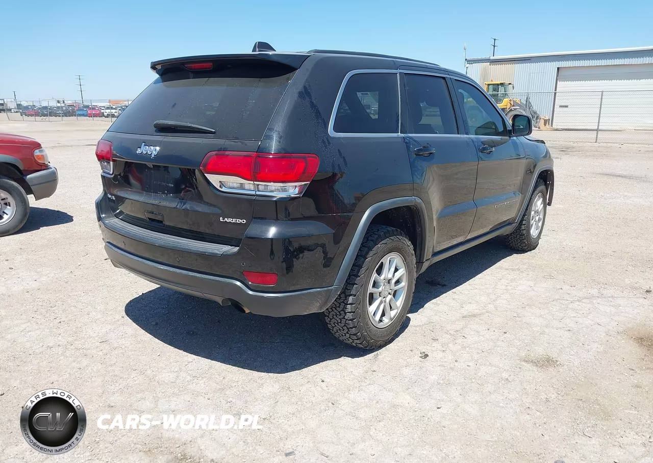 2020 Jeep Grand Cherokee Laredo 4X4 VIN:1C4RJFAGXLC447943 - 4