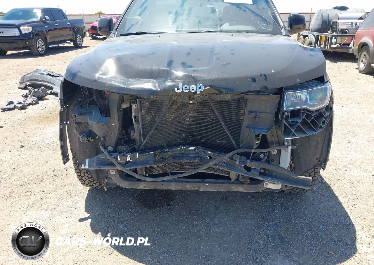 2020 Jeep Grand Cherokee Laredo 4X4 VIN:1C4RJFAGXLC447943 - 6