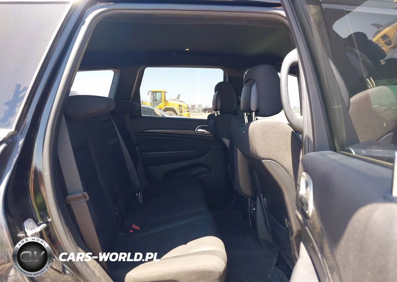 2020 Jeep Grand Cherokee Laredo 4X4 VIN:1C4RJFAGXLC447943 - 8