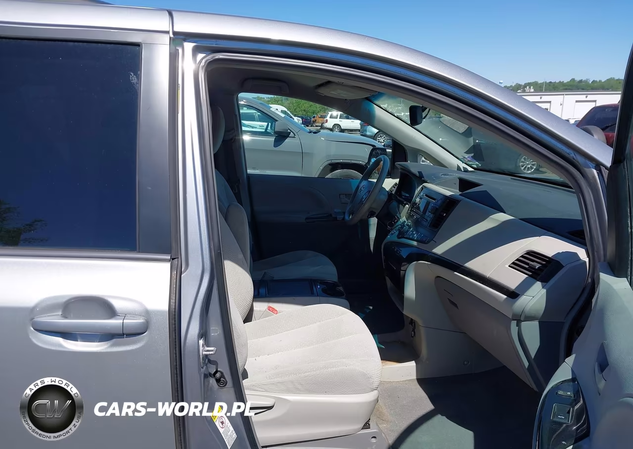 2013 Toyota Sienna Le V6 8 Passenger VIN:5TDKK3DC8DS371449 - 5
