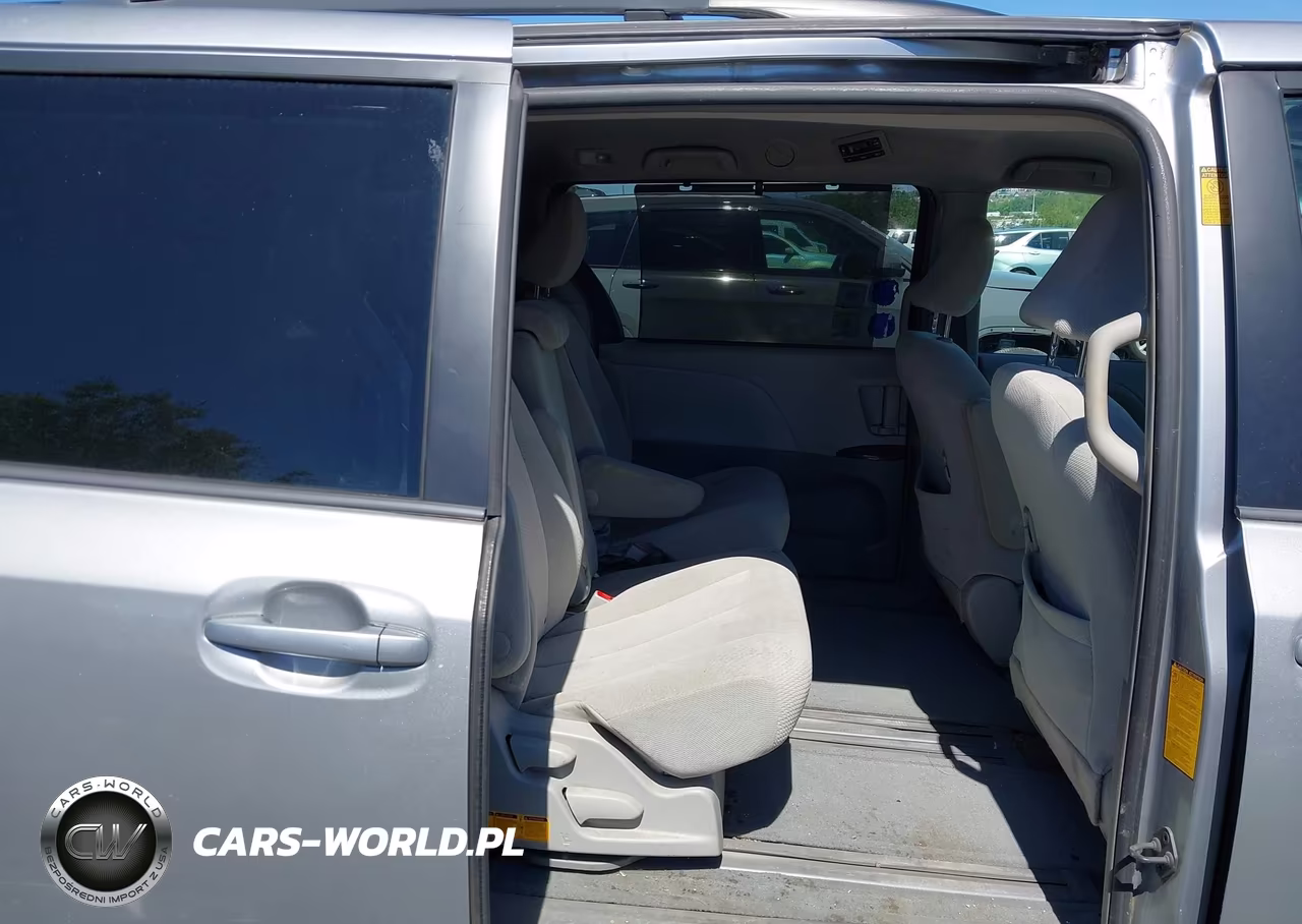 2013 Toyota Sienna Le V6 8 Passenger VIN:5TDKK3DC8DS371449 - 8