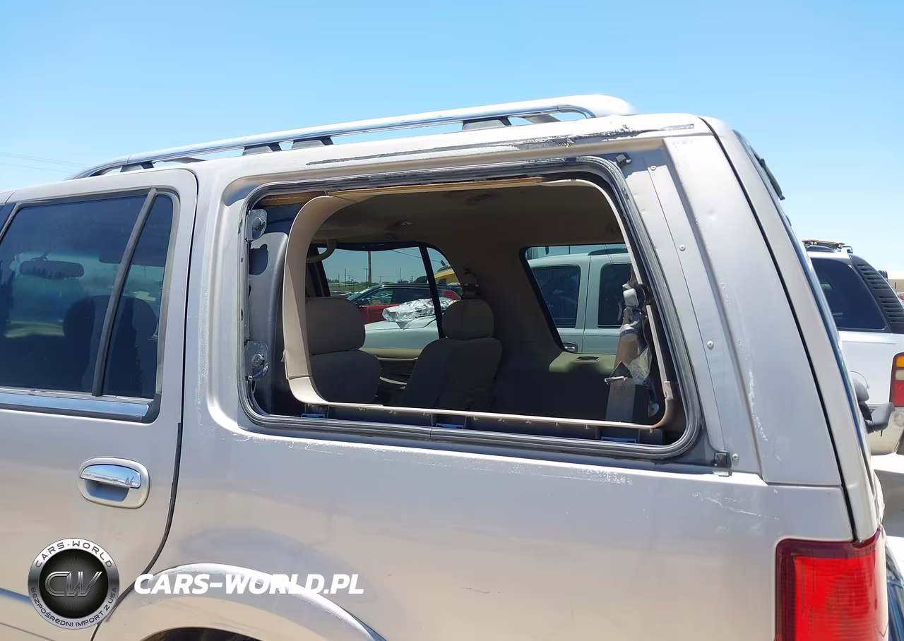 2000 Lincoln Navigator VIN:5LMEU27A8YLJ32706 - 6
