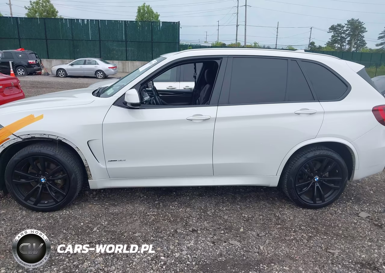 2017 BMW X5 xDrive35I VIN:5UXKR0C30H0V74824 - 14