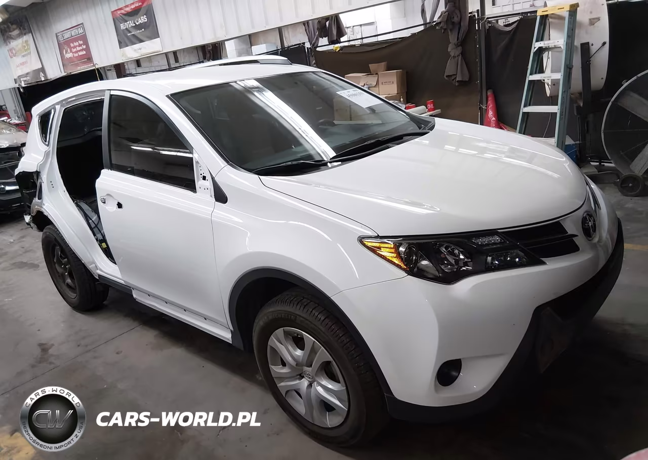2015 Toyota Rav4 Le – zdjęcie 1 z 17