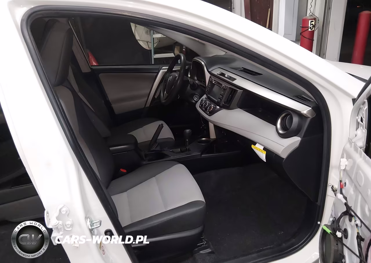 2015 Toyota Rav4 Le VIN:JTMZFREV6FJ056901 - 5
