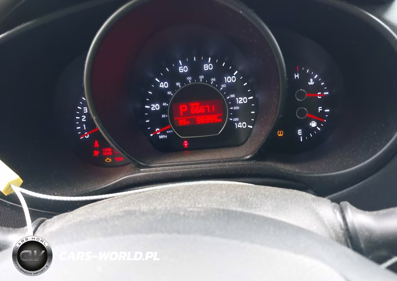 2016 Kia Soul VIN:KNDJN2A28G7850476 - 7