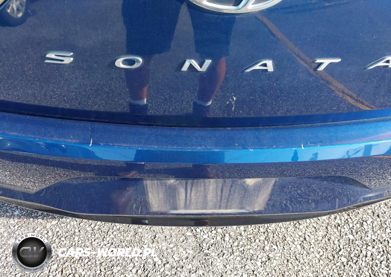 2019 Hyundai Sonata Eco VIN:5NPE24AA2KH774786 - 13