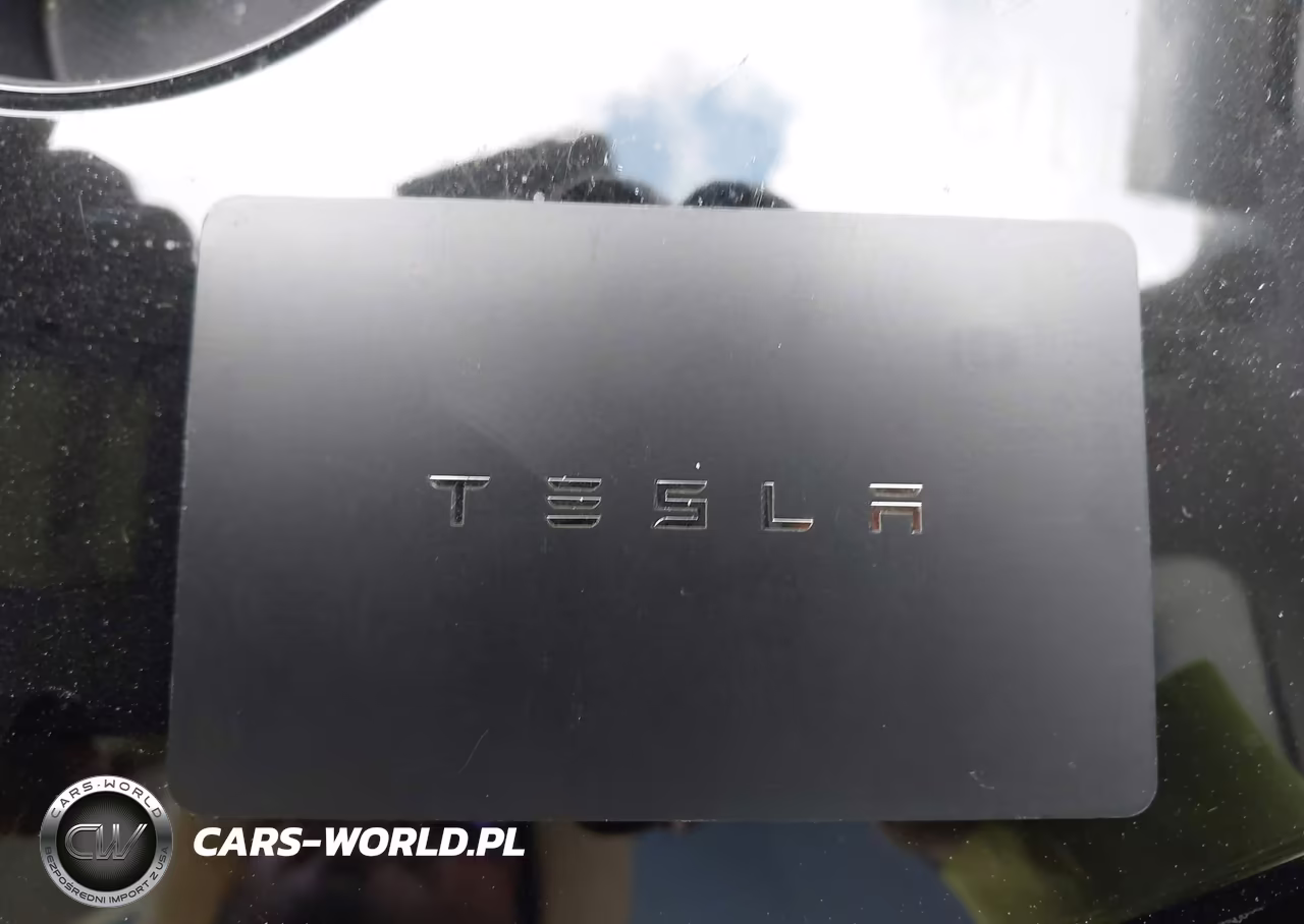 2021 Tesla Model Y Performance Dual Motor All-Wheel Drive VIN:5YJYGDEF5MF084049 - 11