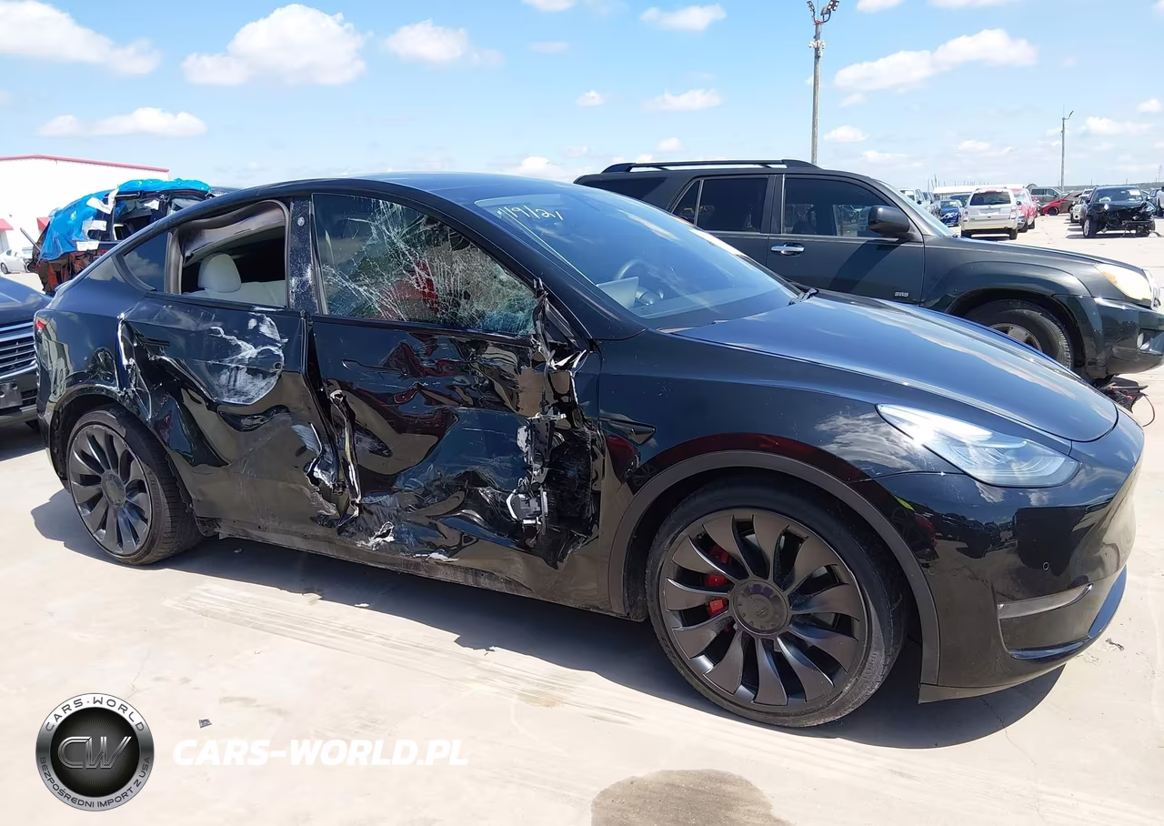 2021 Tesla Model Y Performance Dual Motor All-Wheel Drive VIN:5YJYGDEF5MF084049 - 13
