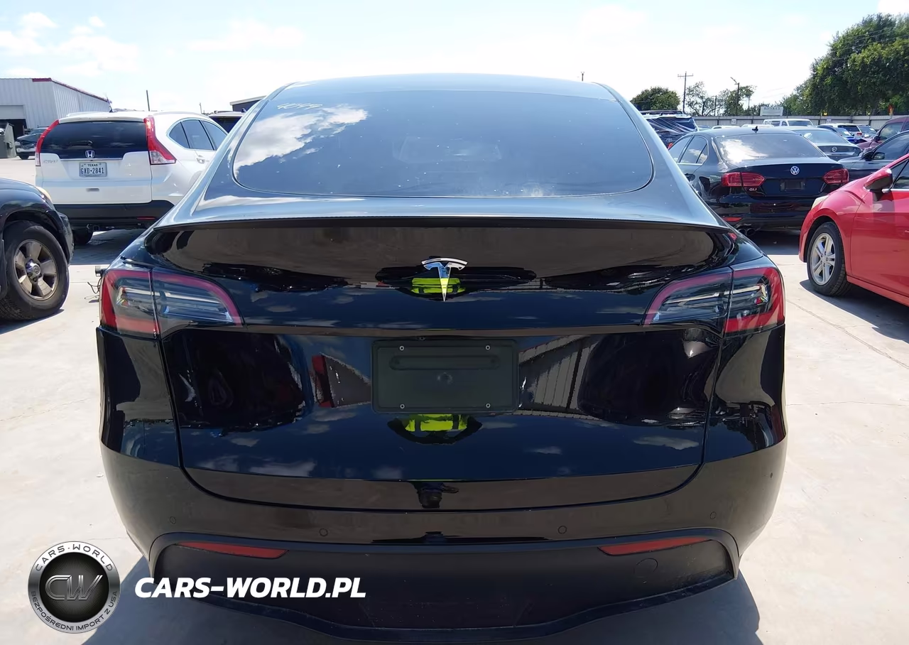 2021 Tesla Model Y Performance Dual Motor All-Wheel Drive VIN:5YJYGDEF5MF084049 - 22