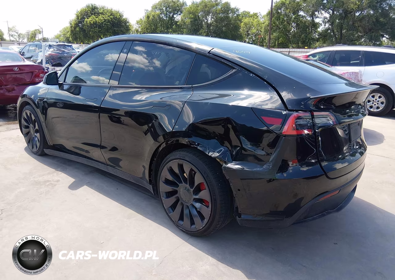 2021 Tesla Model Y Performance Dual Motor All-Wheel Drive VIN:5YJYGDEF5MF084049 - 3