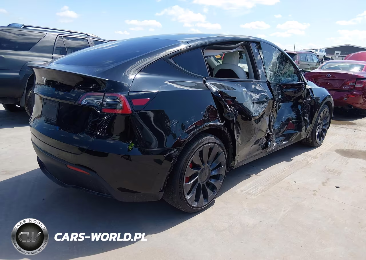 2021 Tesla Model Y Performance Dual Motor All-Wheel Drive VIN:5YJYGDEF5MF084049 - 4