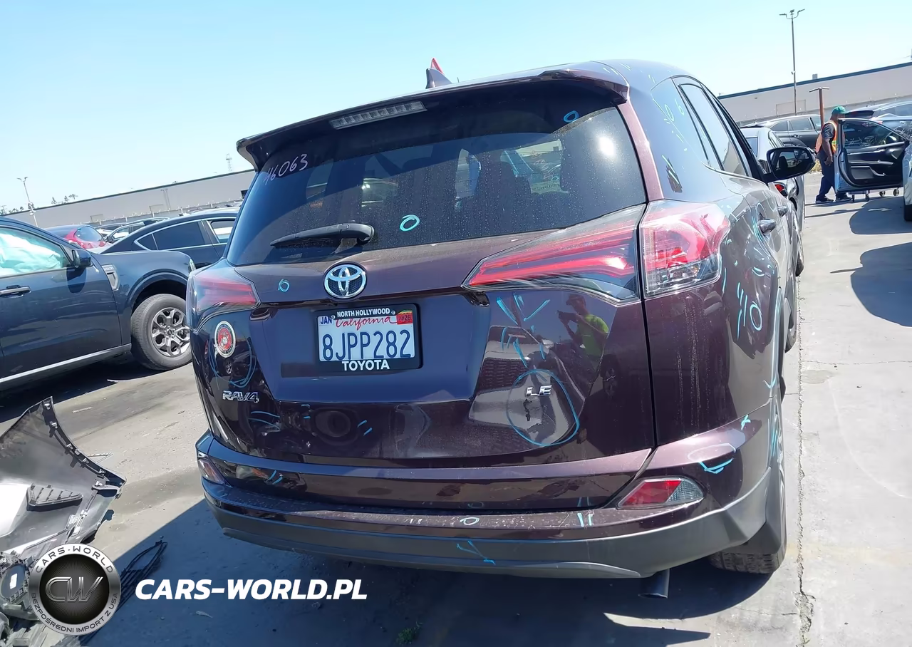 2018 Toyota Rav4 Le VIN:2T3ZFREV9JW515719 - 16