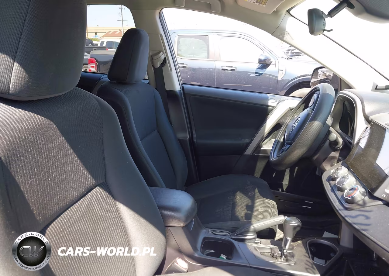 2018 Toyota Rav4 Le VIN:2T3ZFREV9JW515719 - 5