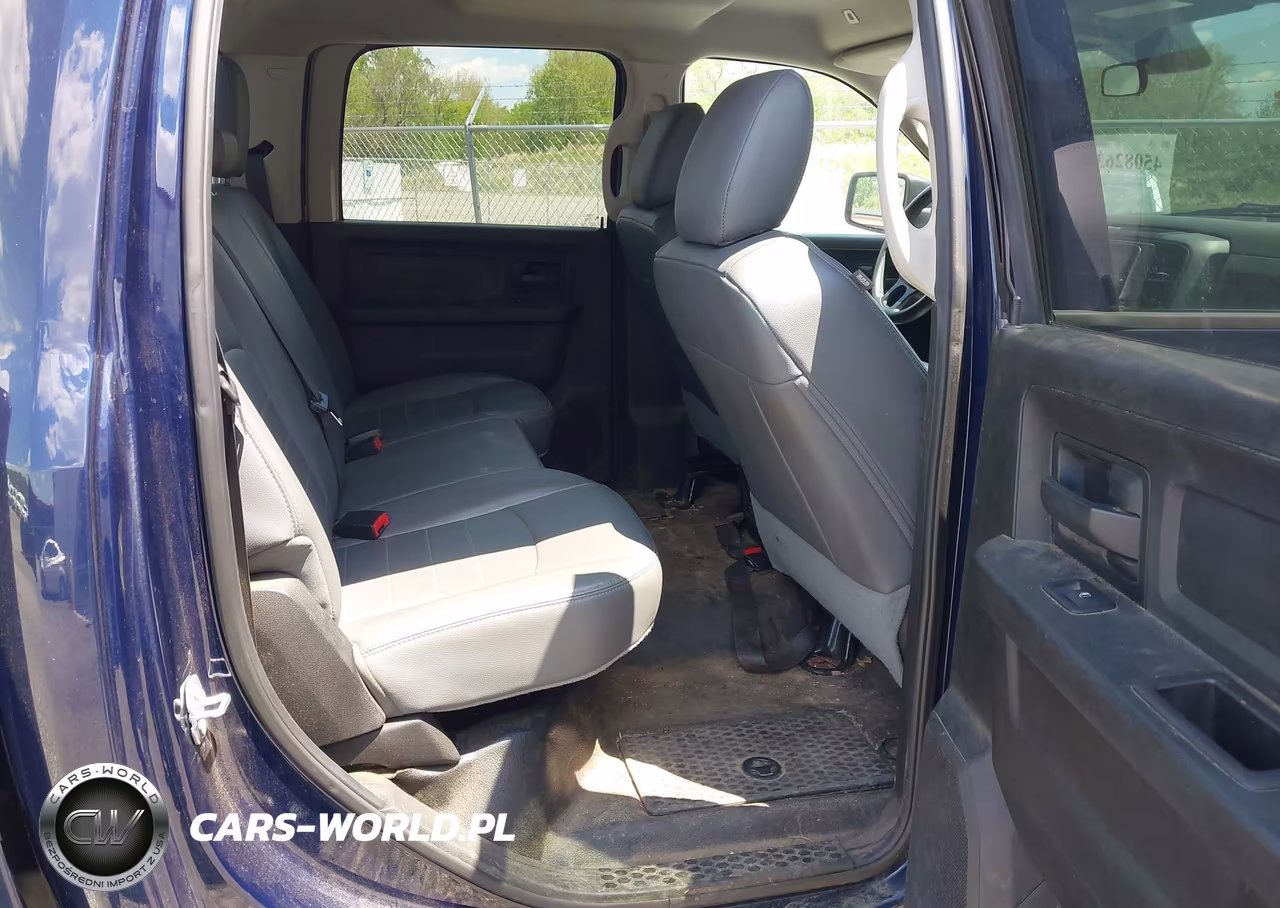 2018 Ram 2500 Tradesman 4X4 8' Box VIN:3C6TR5HTXJG363585 - 8