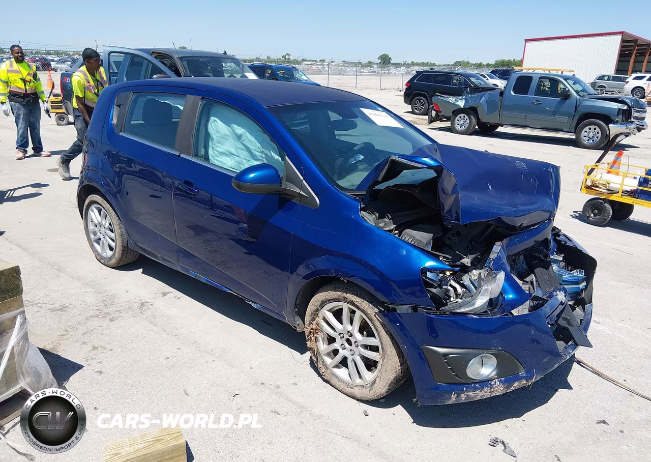 2013 Chevrolet Sonic Lt Auto – zdjęcie 1 z 16