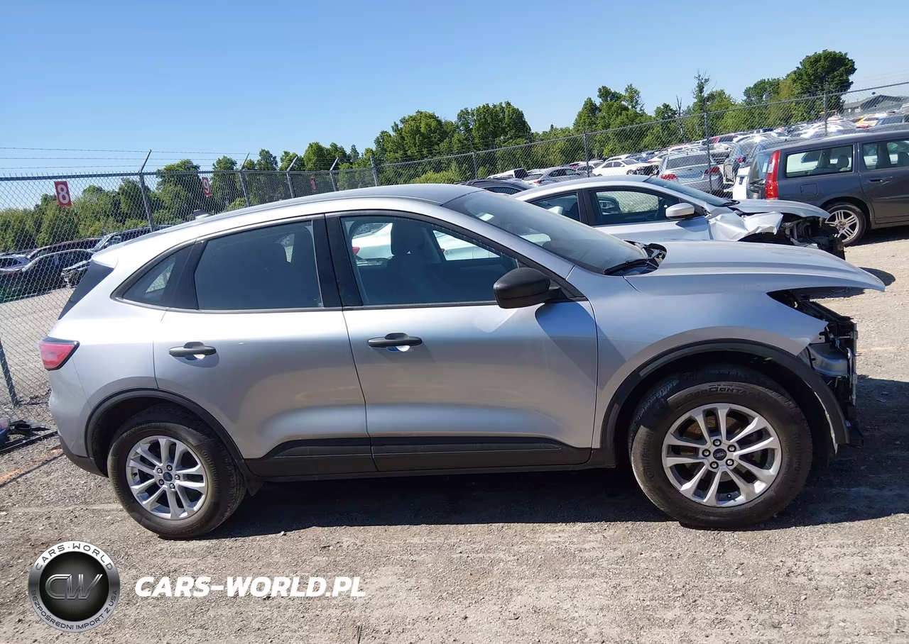 2022 Ford Escape S VIN:1FMCU9F63NUB69118 - 14