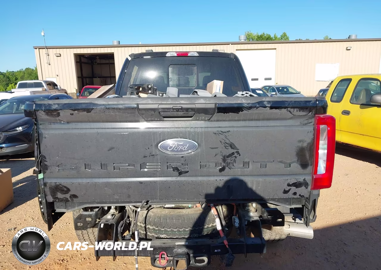 2025 Ford F-250 Xlt VIN:1FT8W2BT6SEC27557 - 17
