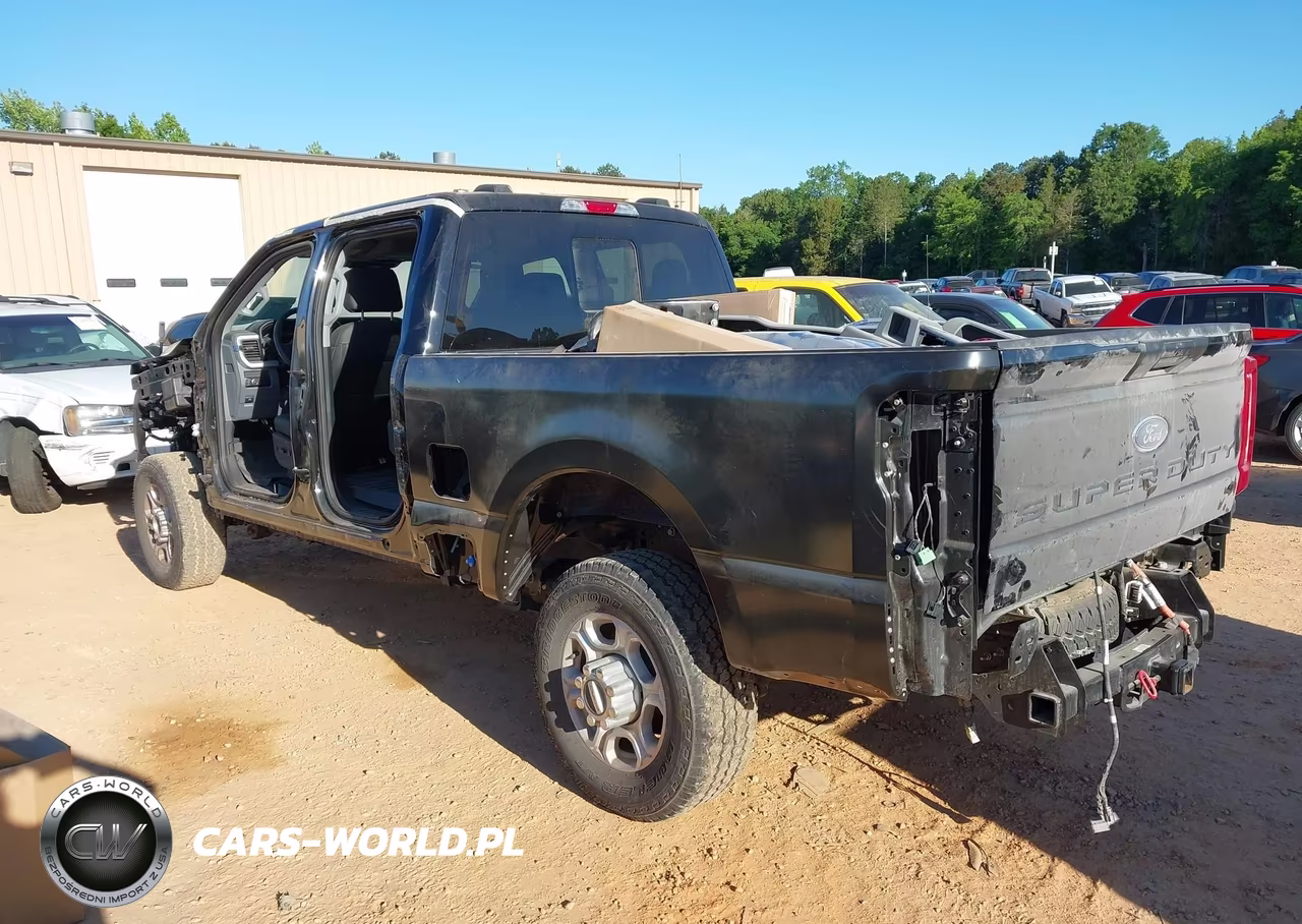 2025 Ford F-250 Xlt VIN:1FT8W2BT6SEC27557 - 3