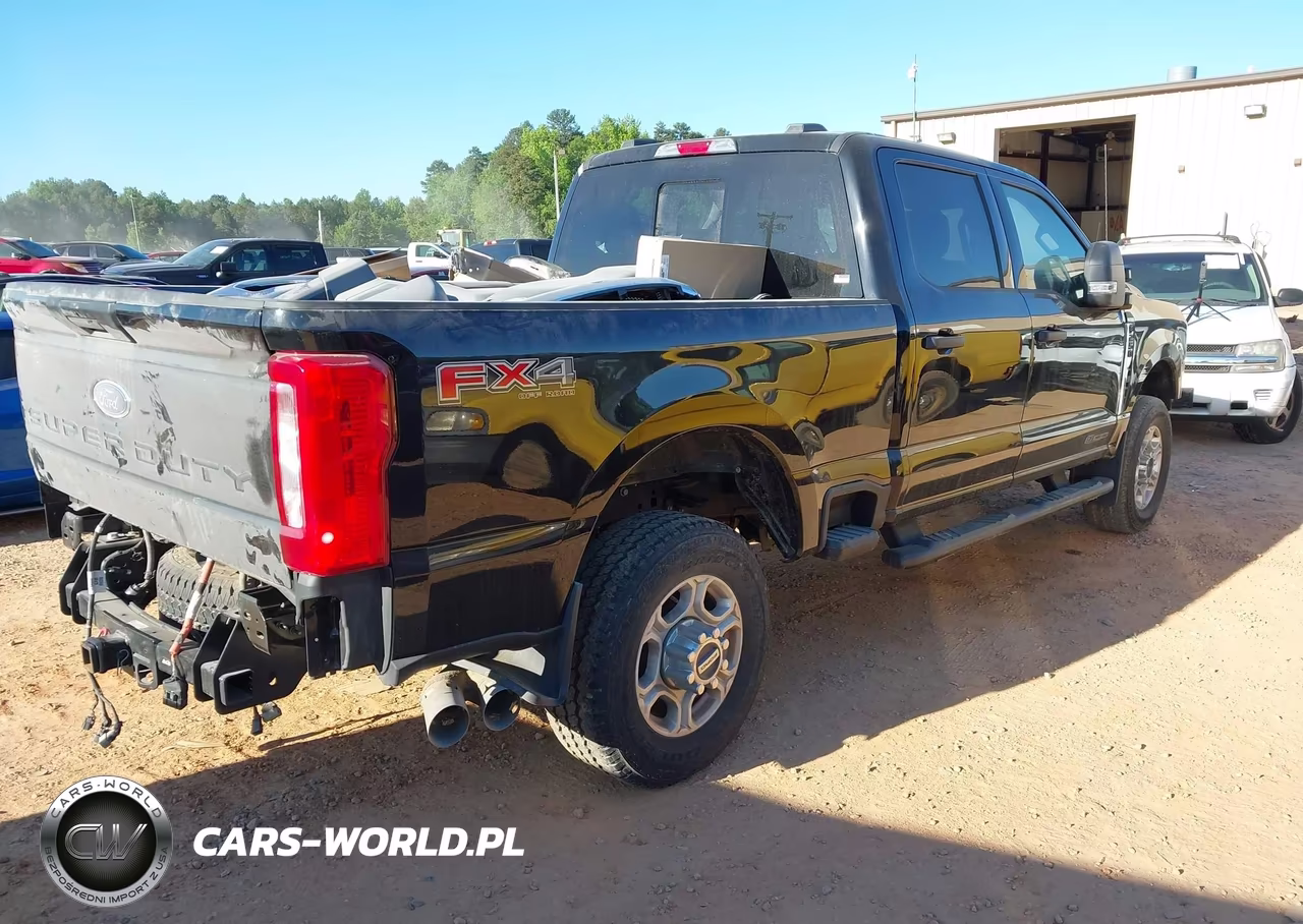 2025 Ford F-250 Xlt VIN:1FT8W2BT6SEC27557 - 4
