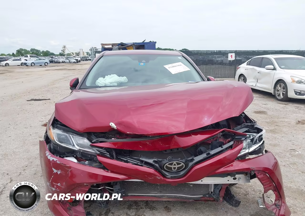 2020 Toyota Camry Le VIN:4T1L11AK9LU998576 - 12
