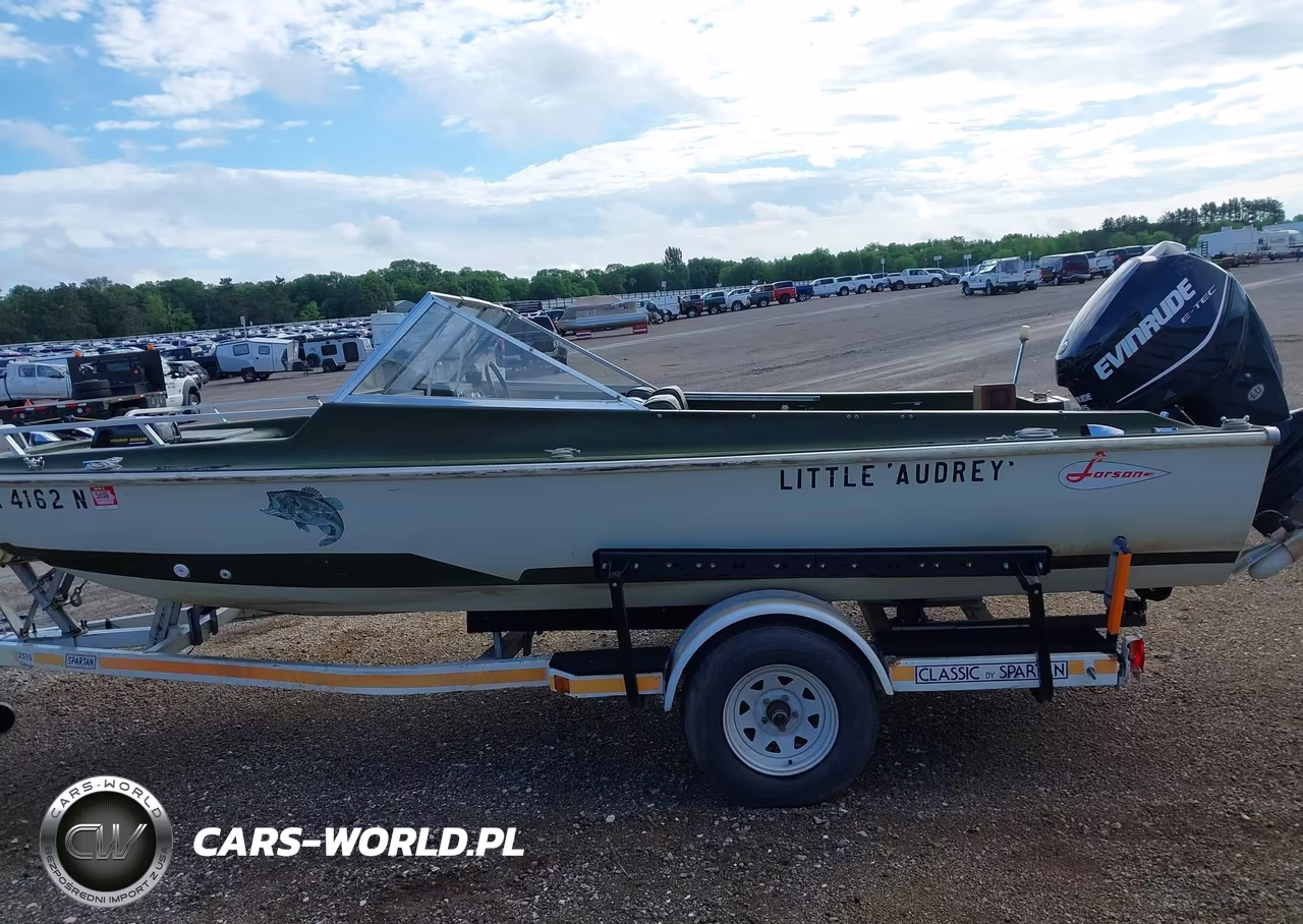 1968 Larson Shark (Tri Hull) VIN:2864466 - 15