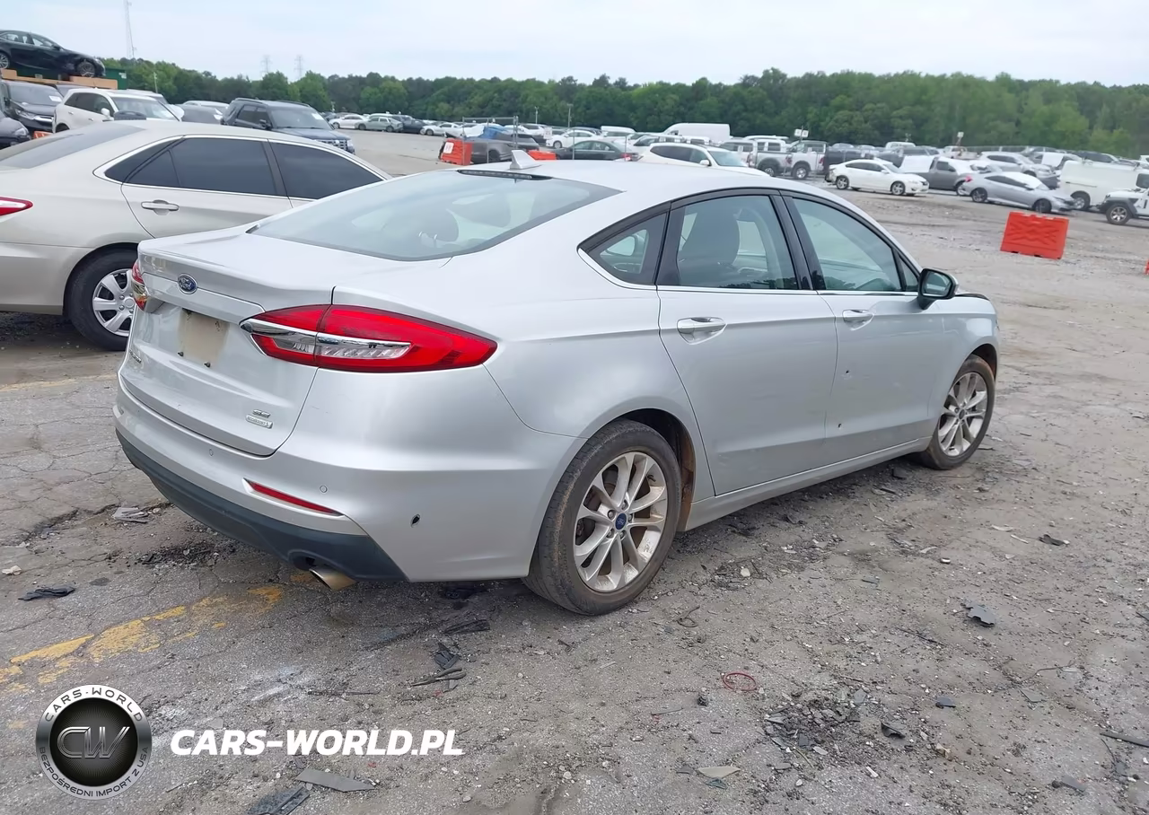 2019 Ford Fusion Se VIN:3FA6P0HD4KR246278 - 4