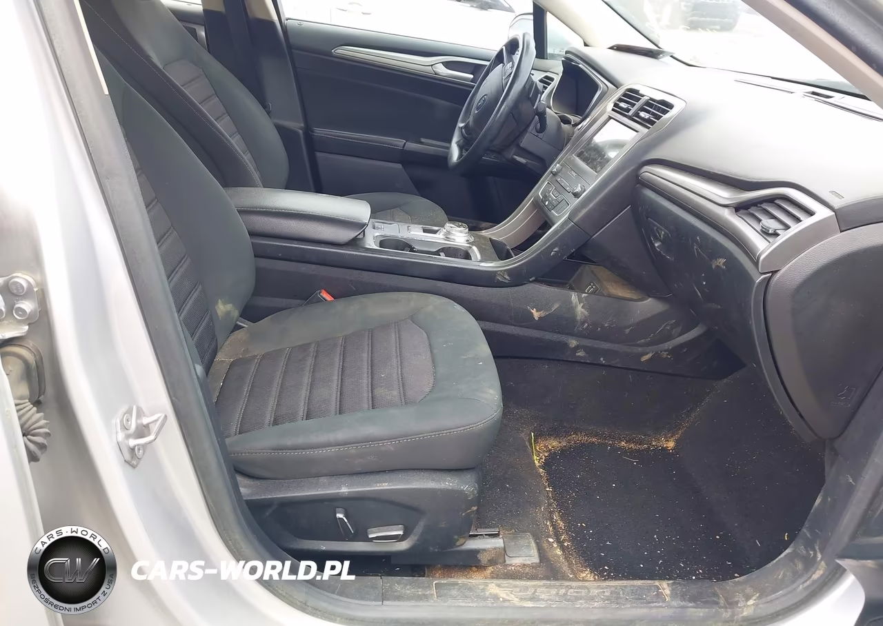 2019 Ford Fusion Se VIN:3FA6P0HD4KR246278 - 5
