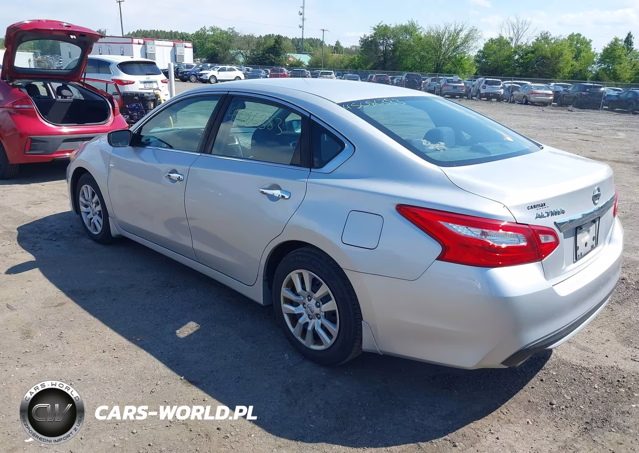 2017 Nissan Altima 2.5 S VIN:1N4AL3AP4HC471402 - 3