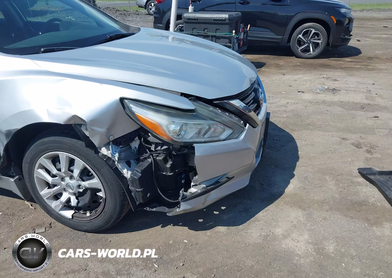 2017 Nissan Altima 2.5 S VIN:1N4AL3AP4HC471402 - 6
