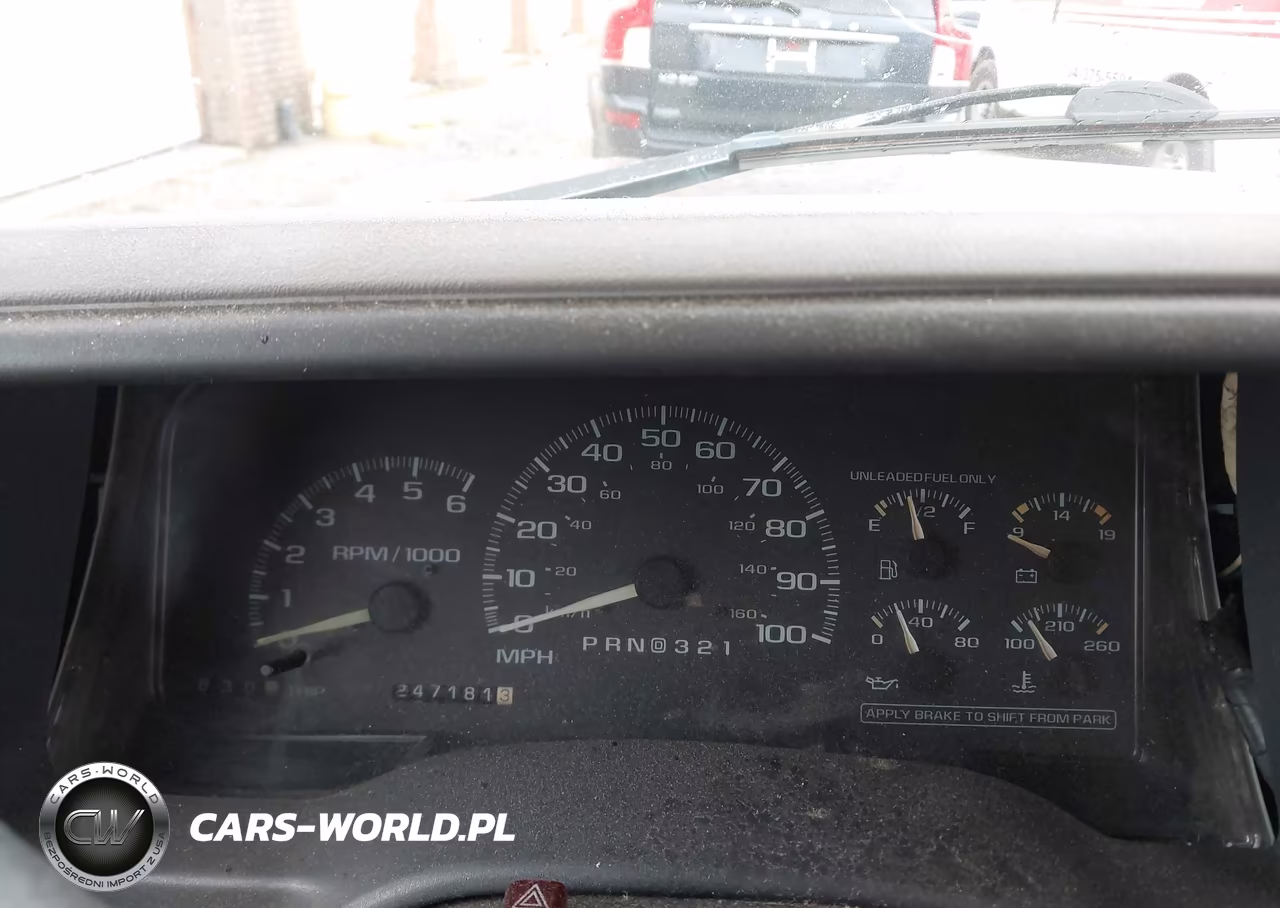 1997 Chevrolet Suburban 1500 VIN:3GNEC16R5VG110271 - 7