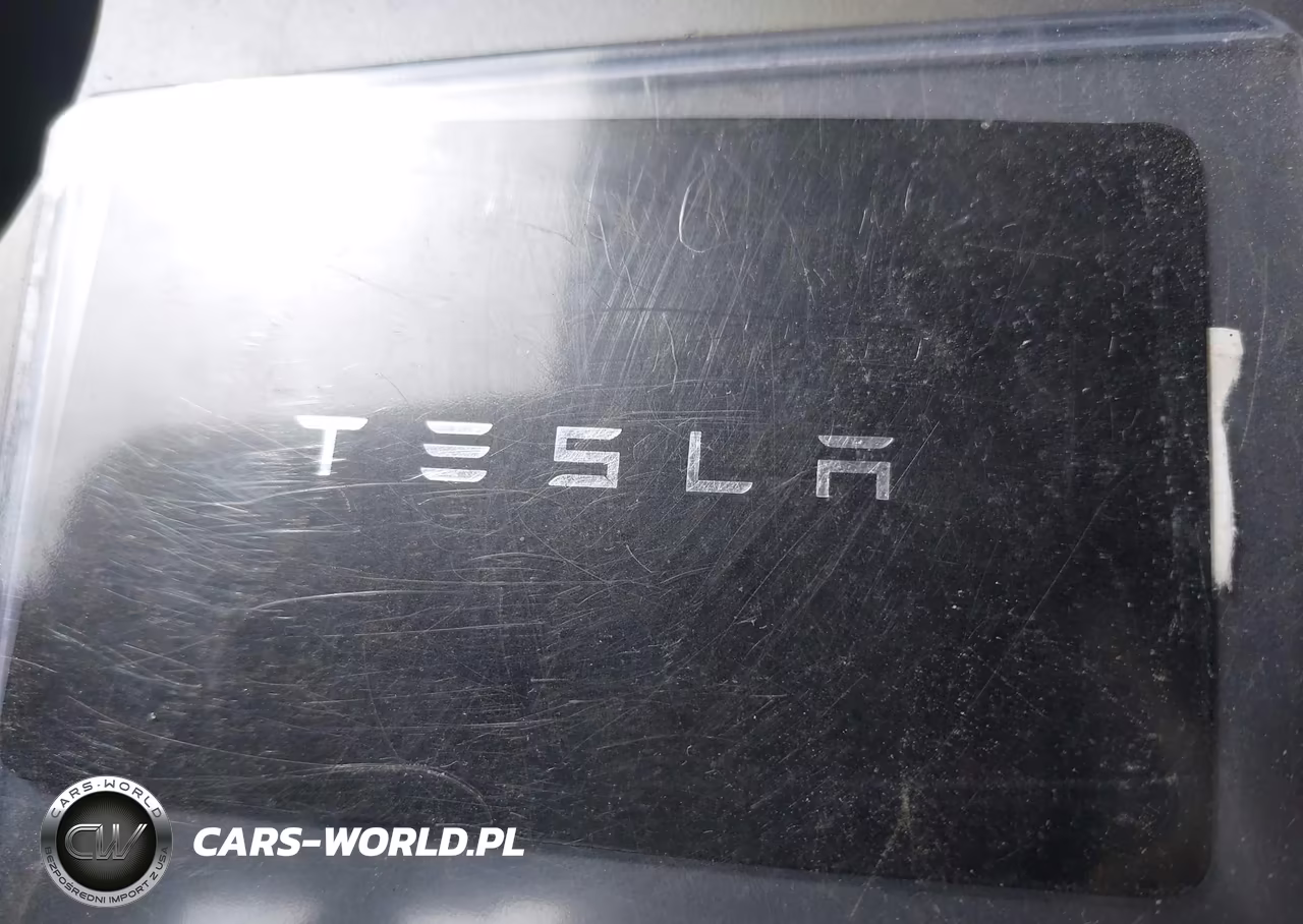 2024 Tesla Model Y Performance Dual Motor All-Wheel Drive VIN:7SAYGDEF6RA304094 - 11