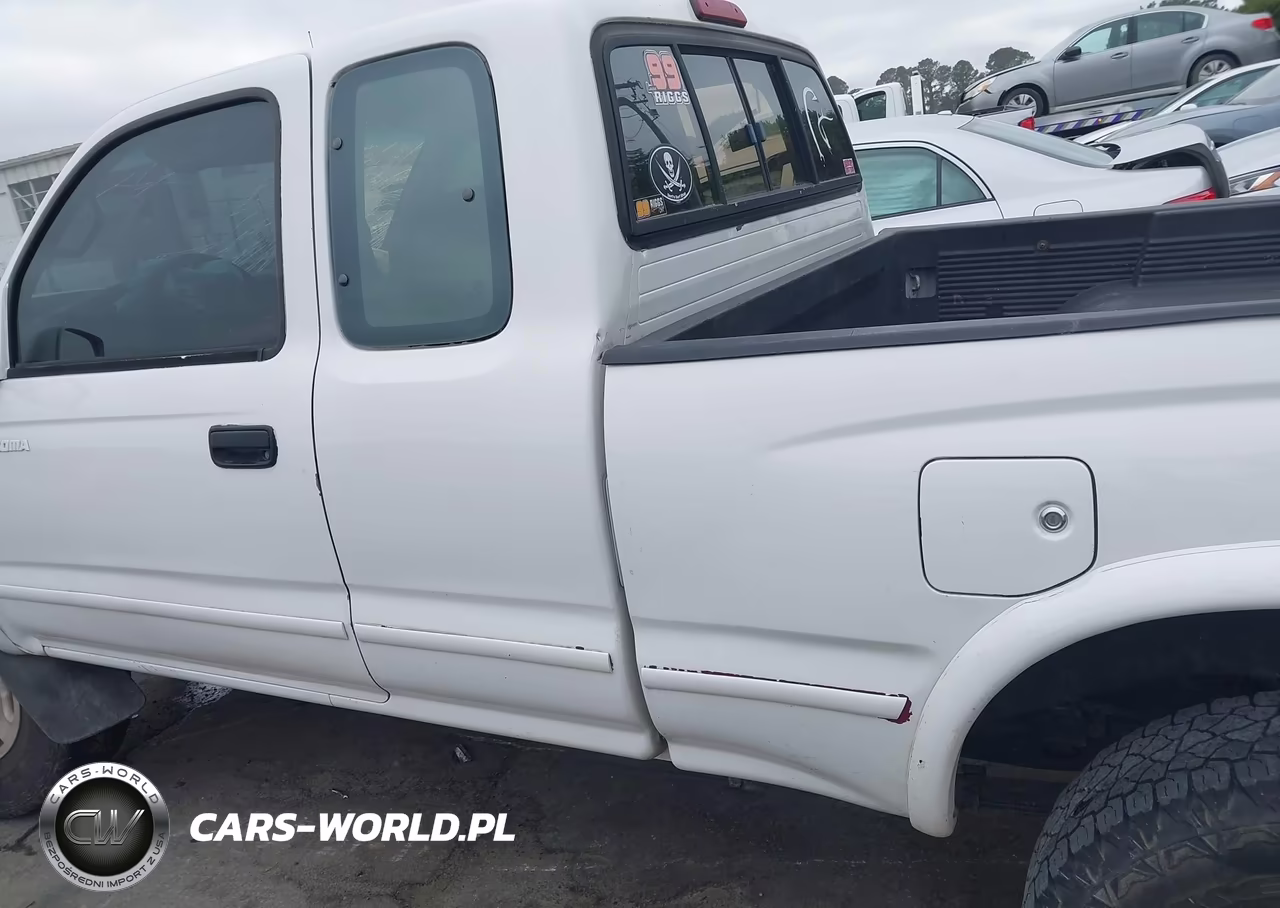 1998 Toyota Tacoma VIN:4TAWM72N2WZ046669 - 13