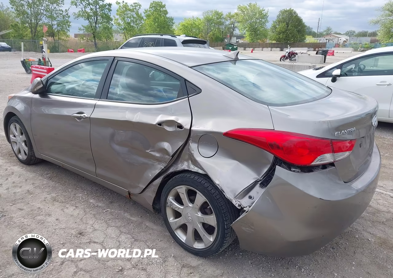 2013 Hyundai Elantra Limited VIN:5NPDH4AE9DH159443 - 3