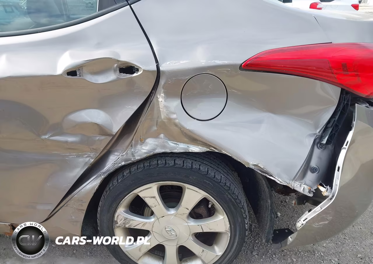 2013 Hyundai Elantra Limited VIN:5NPDH4AE9DH159443 - 6