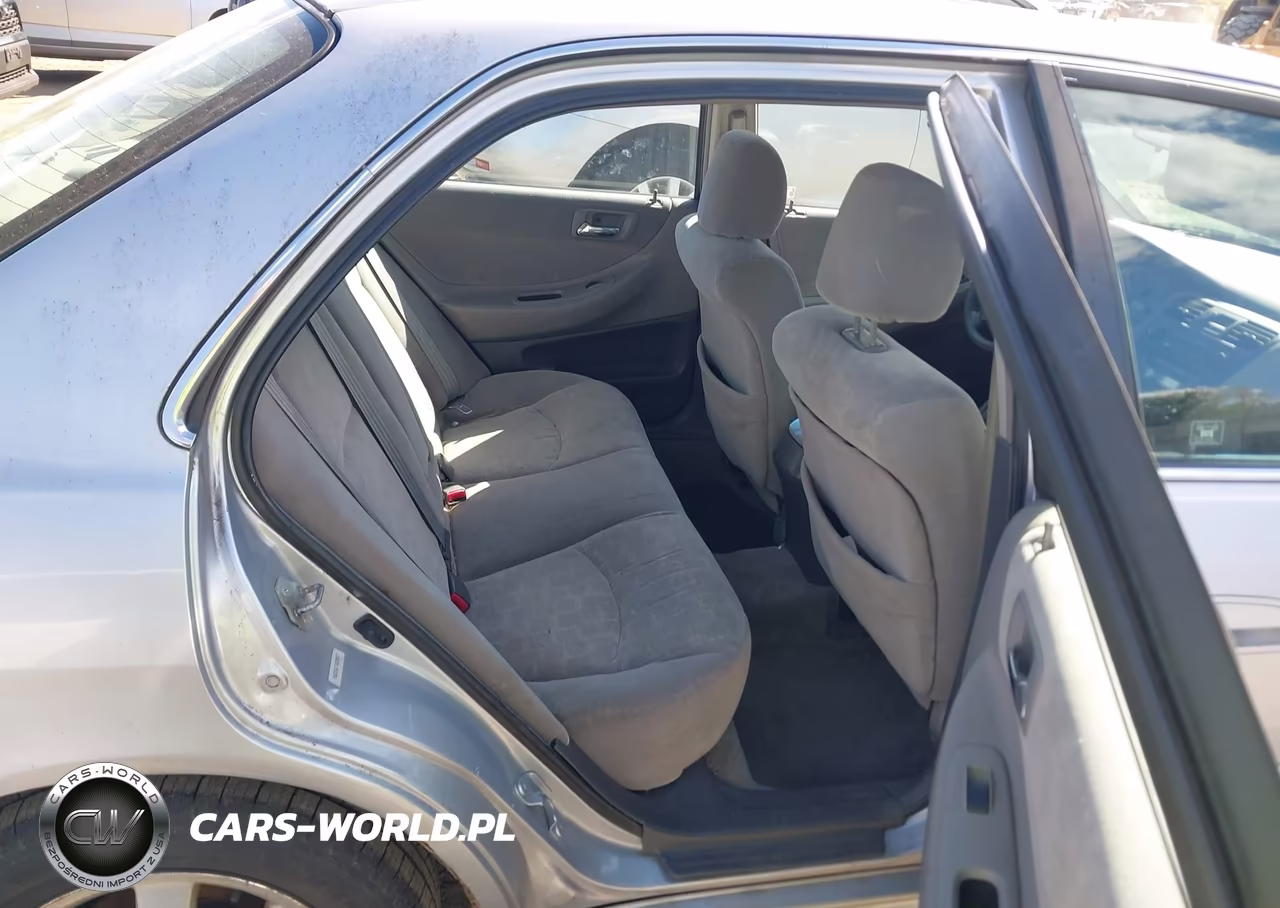 2001 Honda Accord 2.3 Ex VIN:1HGCG65871A134592 - 8