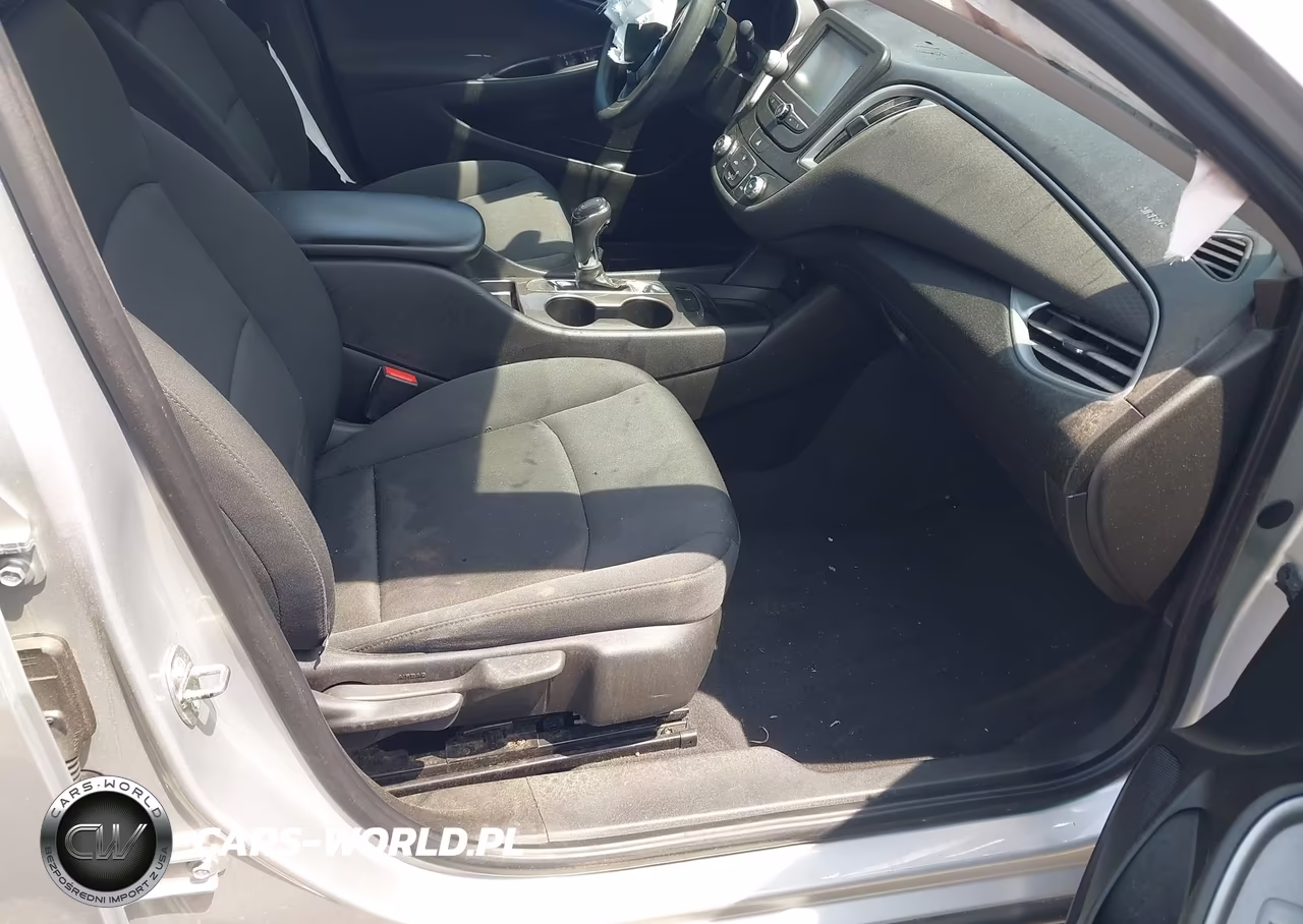 2017 Chevrolet Malibu Ls VIN:1G1ZB5ST3HF107437 - 5