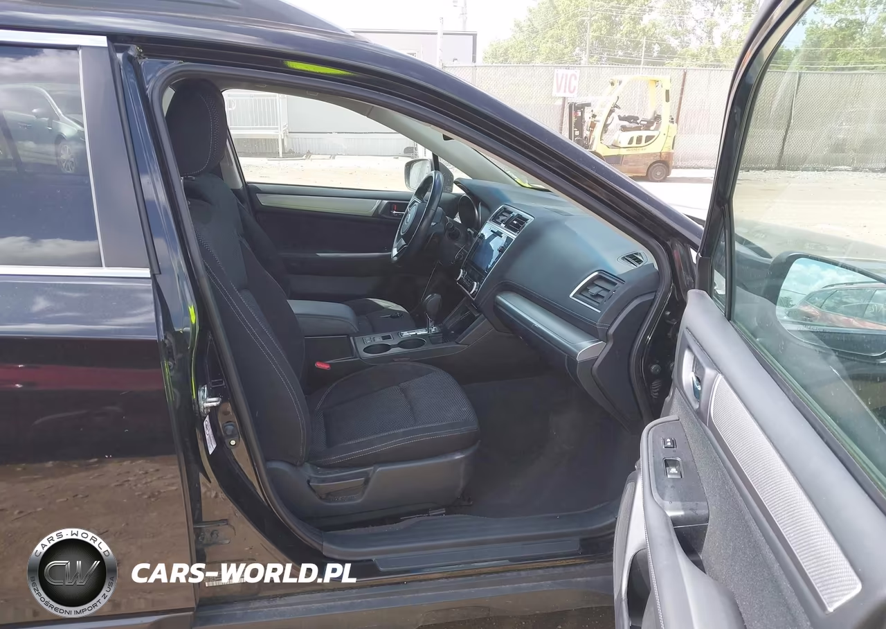 2019 Subaru Outback 2.5I Premium VIN:4S4BSAFC3K3206906 - 5