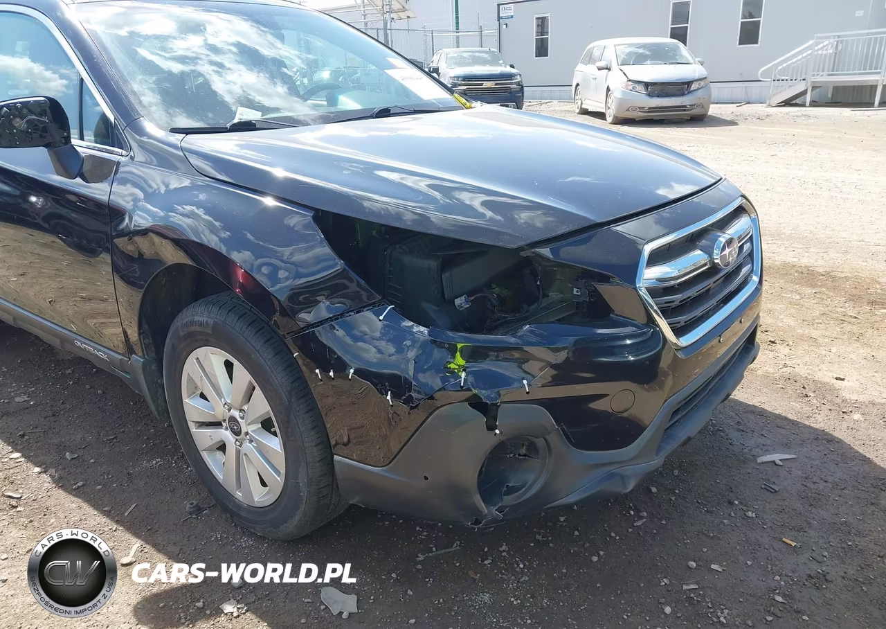 2019 Subaru Outback 2.5I Premium VIN:4S4BSAFC3K3206906 - 6