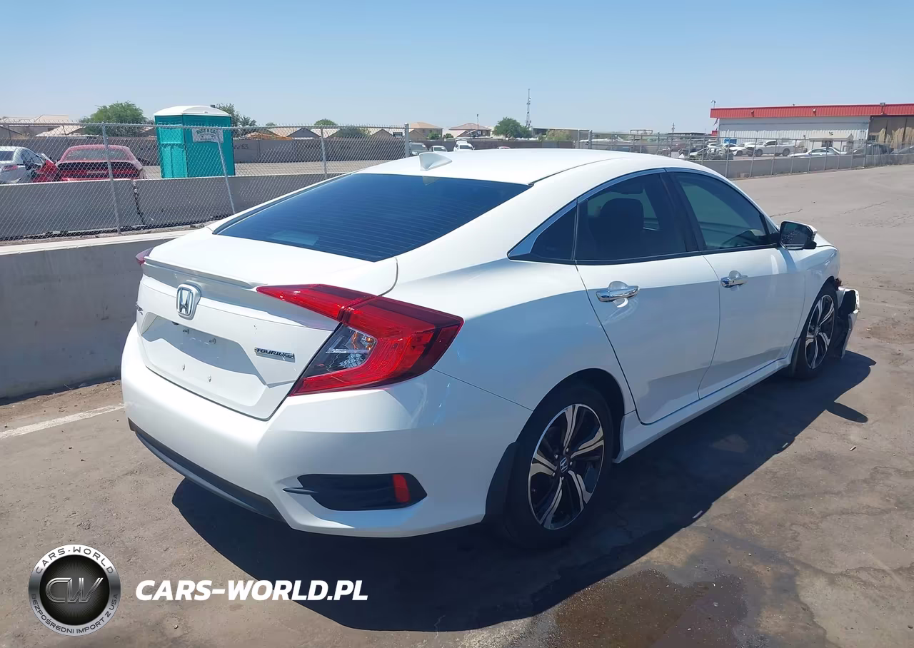 2016 Honda Civic Touring VIN:19XFC1F90GE016164 - 4